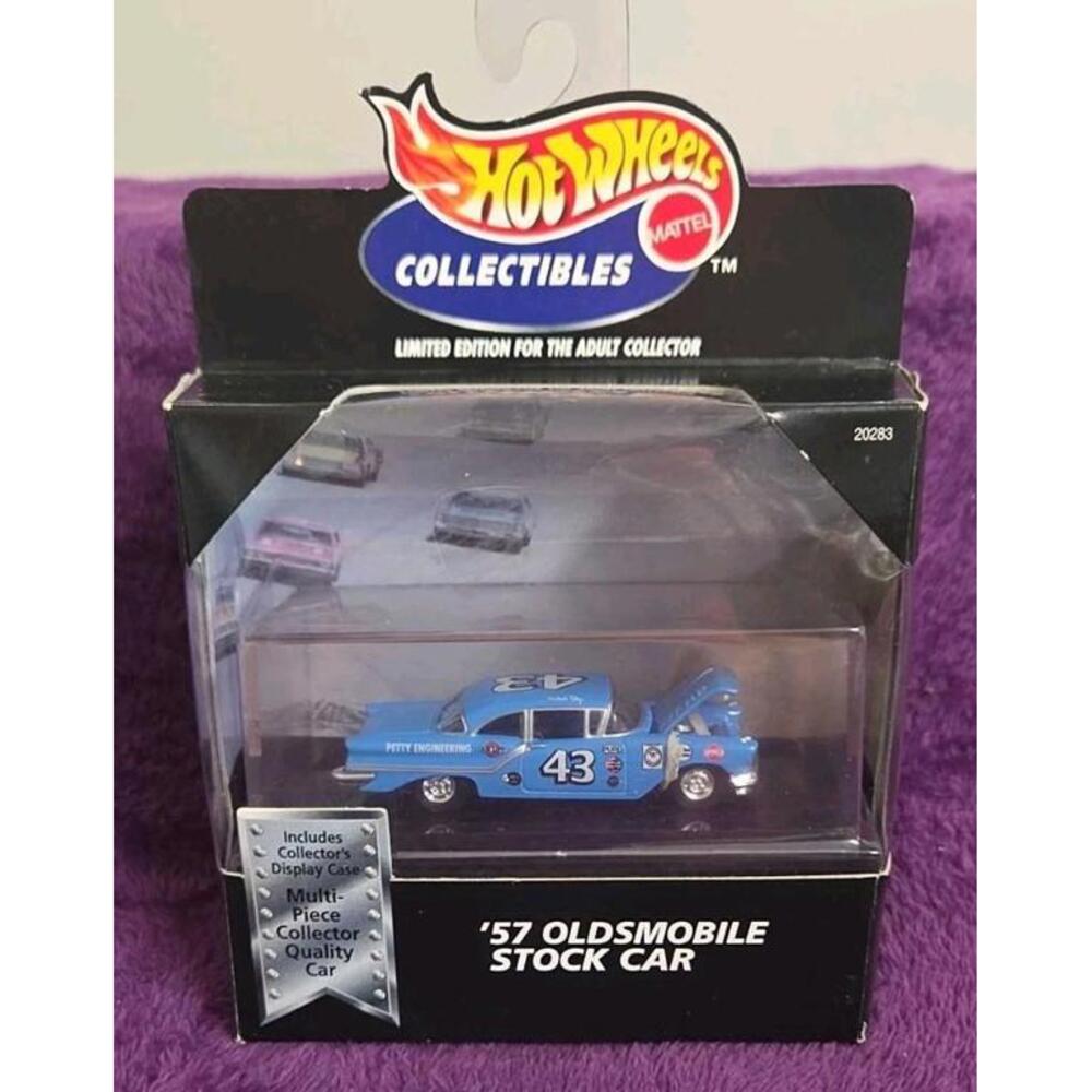 Hot Wheels Collectibles 57 Oldsmobile Stock Car Petty Limited Edition #A6687